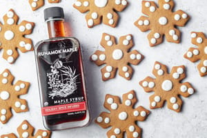 Maple Gingerbread Cookies with Maple Icing